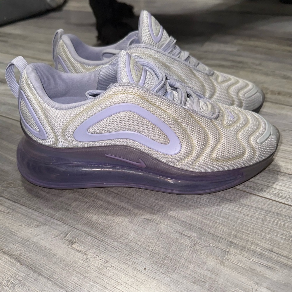 Nike Purple Air Max 720